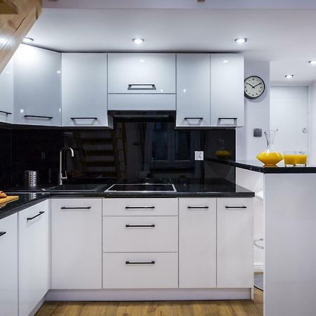 5B Premium Apartment Krasków Εξωτερικό φωτογραφία