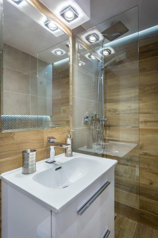 5B Premium Apartment Krasków Εξωτερικό φωτογραφία